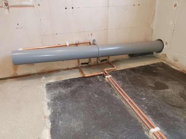 New heating pipework run in during a renovation first fix, by Beespoke Renovations